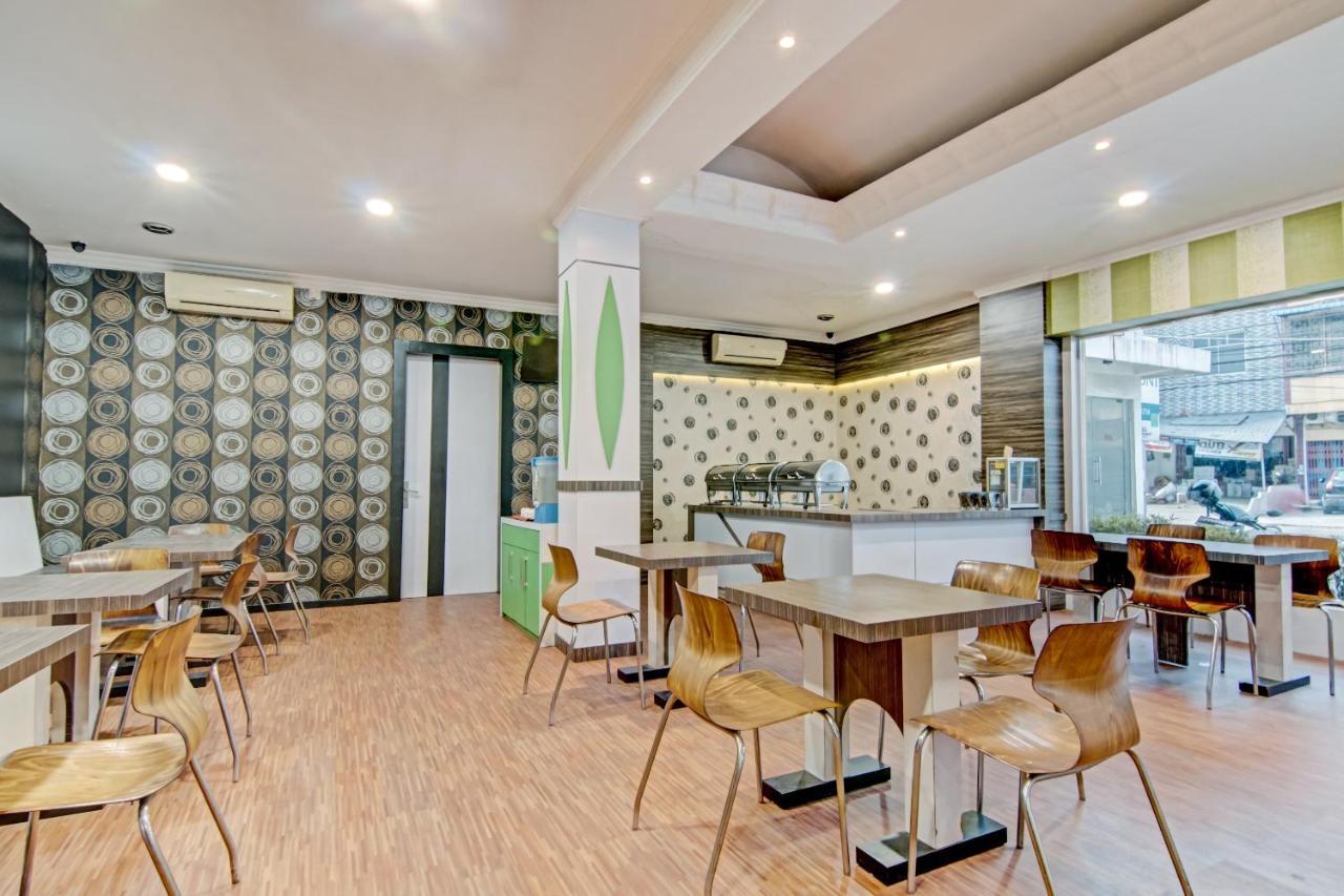 Oyo 90697 Hotel Wisata Dumai Extérieur photo